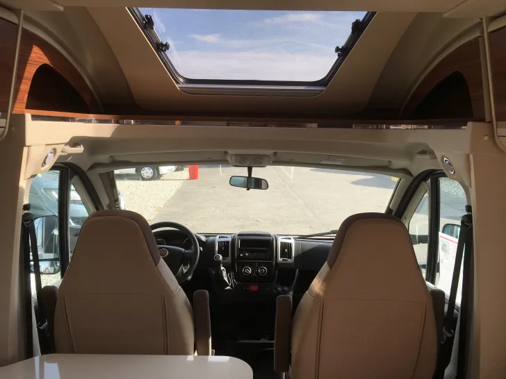 Fahrzeugbild Adria Matrix Plus 670 SP #33