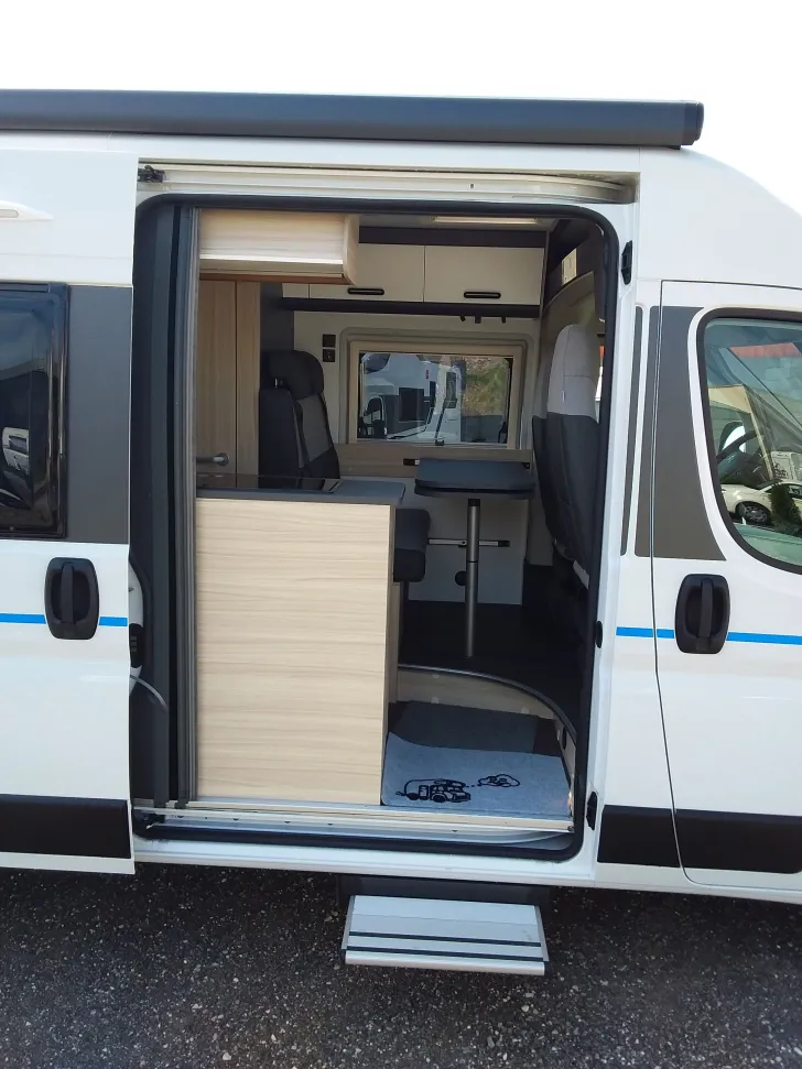 Fahrzeugbild Sun Living V 60 SP Family #9