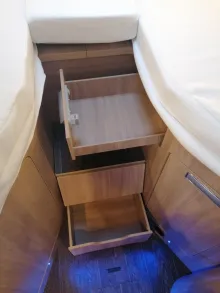 Fahrzeugbild Laika Ecovip L 2009 - mit Hubbett #21