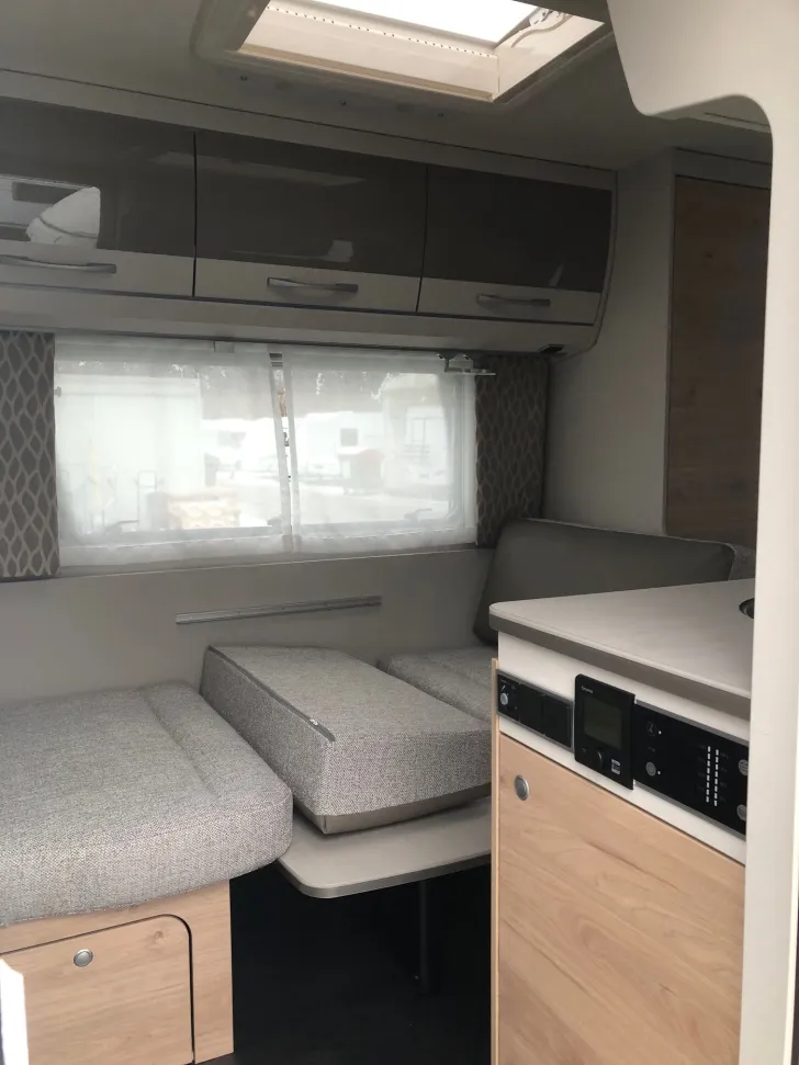 Fahrzeugbild Dethleffs Nomad 490 EST #5
