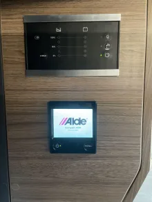 Fahrzeugbild Knaus Azur 500 FU "Abverkaufsstück" mit Tageszul #10