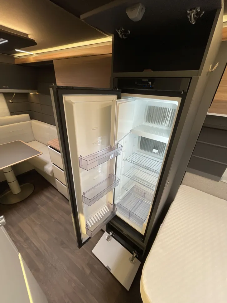 Fahrzeugbild Knaus Azur 500 FU "Abverkaufsstück" mit Tageszul #14