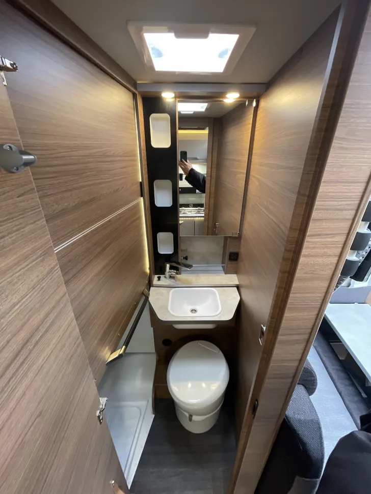 Fahrzeugbild Knaus Tourer VAN 500 MQ Vansation -Automatik, SAT, Klima ..... #19