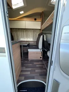 Fahrzeugbild Weinsberg CaraHome 650 DG - Klima, RFK, Navi... #10