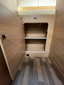 Fahrzeugbild Weinsberg CaraHome 650 DG - Klima, RFK, Navi... #17