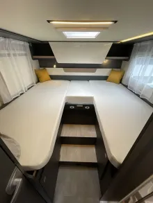 Fahrzeugbild Laika Kosmo L 409 mit Tageszulassung #21