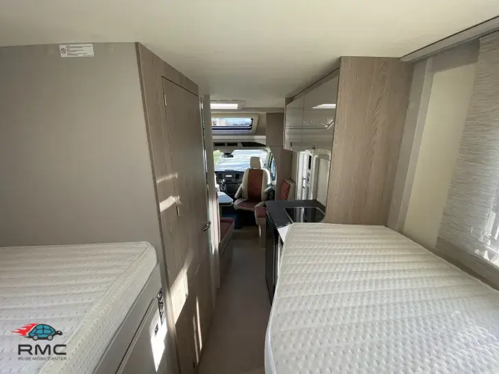 Fahrzeugbild Bürstner Lineo T 620 G #9