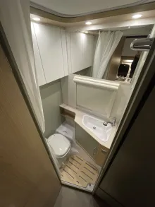 Fahrzeugbild LMC Style 450 D - Abverkaufsstück- Hubdach #19