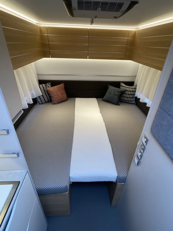 Fahrzeugbild Adria Adora 542 UL #11