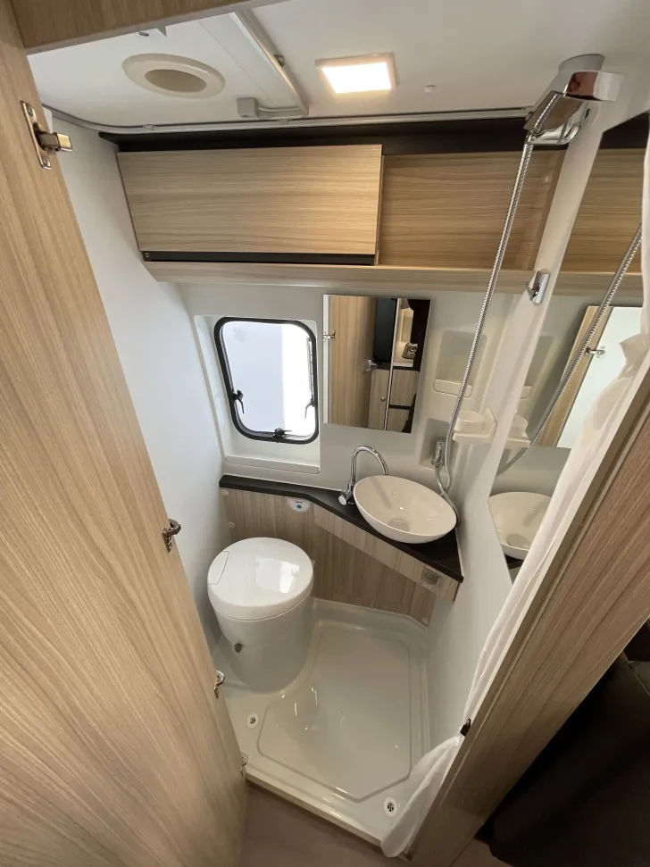 Fahrzeugbild Adria Twin Axess 640 SL #19