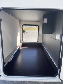 Fahrzeugbild Laika Kosmo L 319 - Einzelbetten mit Hubbett #6