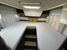 Fahrzeugbild Laika Kosmo L 319 - Einzelbetten mit Hubbett #16