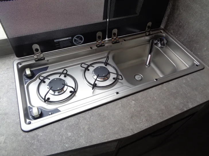 Fahrzeugbild Robeta Kronos Campervan Kat. 3 #16