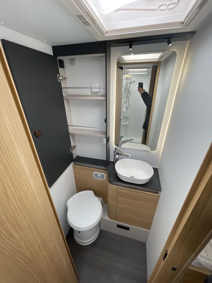Fahrzeugbild Adria Matrix Axess 670 SL #18