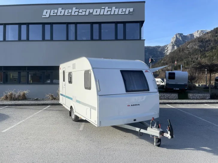 Fahrzeugbild Adria Aviva 472 PK mit Stockbetten #1