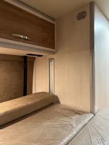 Fahrzeugbild Megamobil MEGA SPORT 640 PEUGEOT 165 PS KW #10