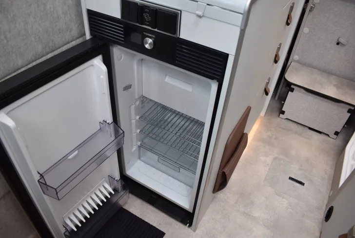 Fahrzeugbild Hymer Camper Van Ayers Rock Dieselhzg., Skyview, 5,41m #14