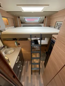 Fahrzeugbild Weinsberg CaraSuite 700 ME - Einzelbetten & Hubbett #19