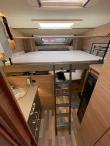 Fahrzeugbild Weinsberg CaraSuite 700 ME - Einzelbetten & Hubbett #20