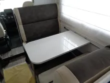 Fahrzeugbild McLouis Glamys 322 Alkoven Kat. 1 #15