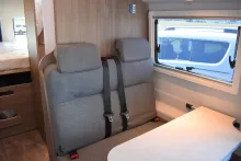 Fahrzeugbild Carado CV 590 4x4 EDITION24 Rückfahrvideo, Dieselheizung #9