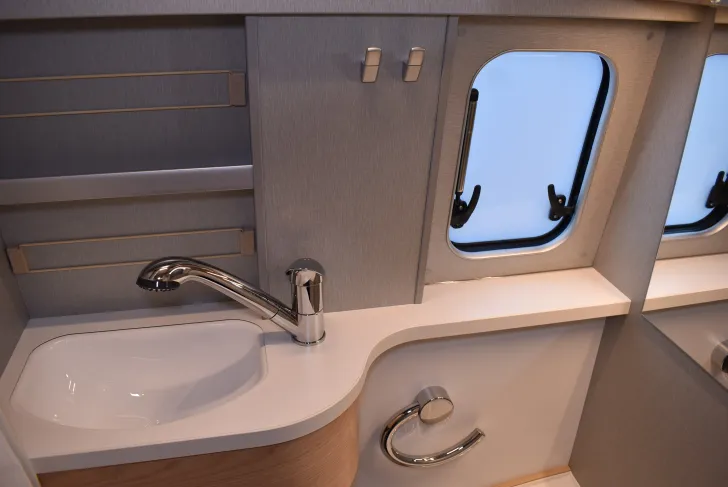 Fahrzeugbild Hymer Free S 600 Schlafdach, Automatik, Navi #28