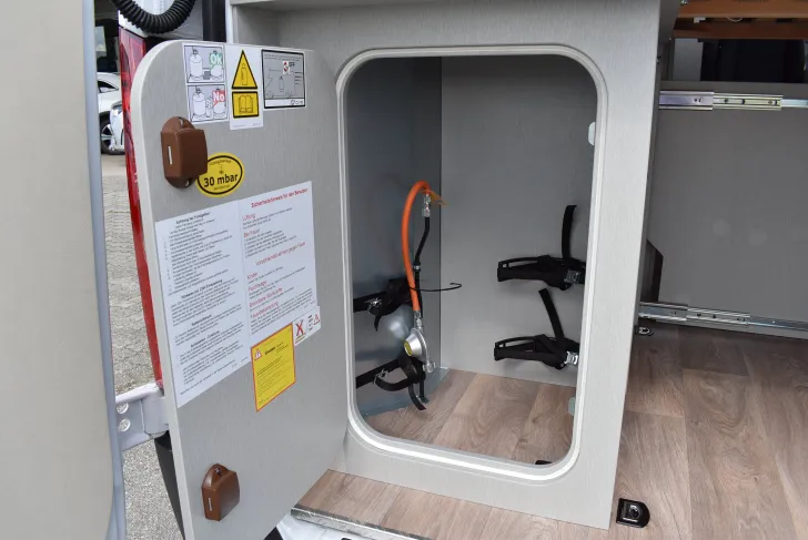 Fahrzeugbild Hymer Free S 600 Schlafdach, Automatik, Navi #43