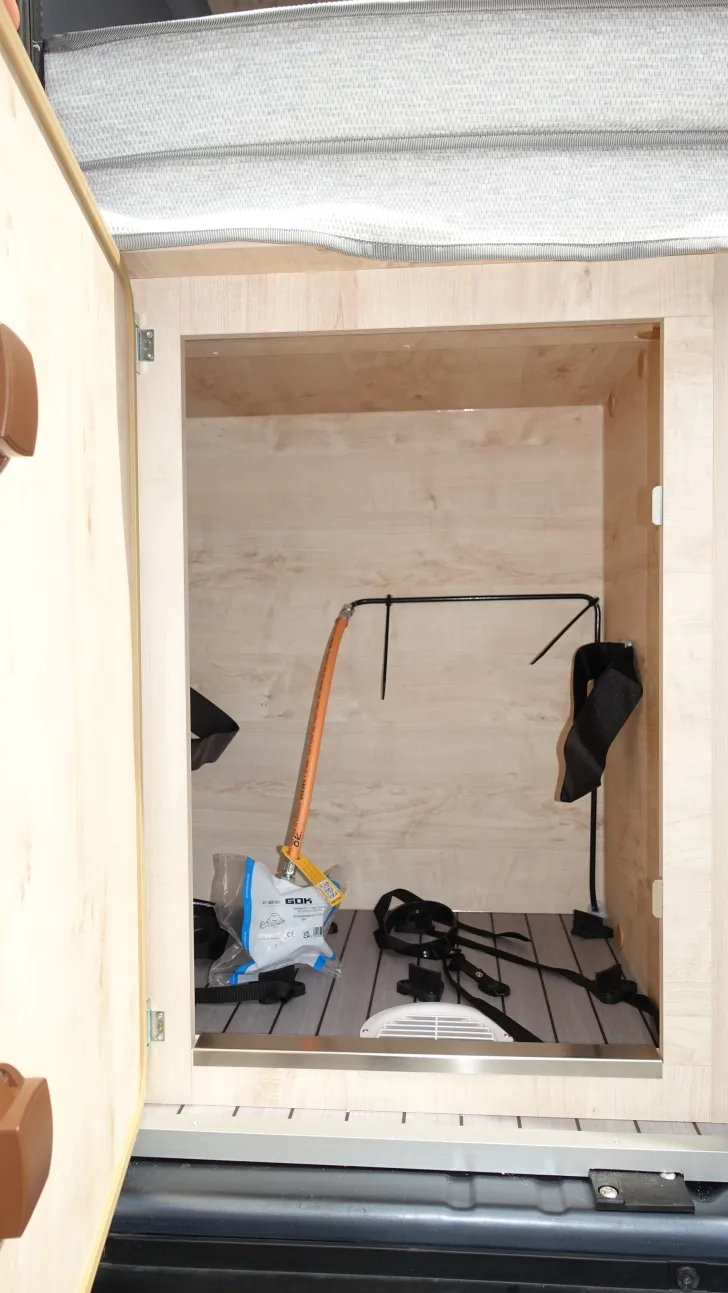 Fahrzeugbild Clever SELECT LINE Runner #24