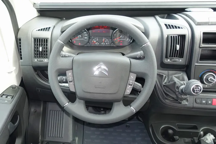 Fahrzeugbild Clever SELECT LINE Runner #30