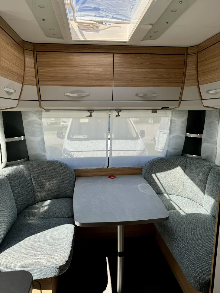 Fahrzeugbild Dethleffs Camper 460 EL #6