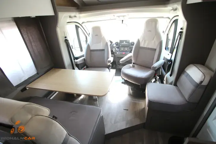 Fahrzeugbild LMC Tourer T 660 G #13