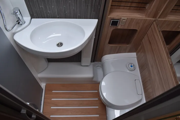 Fahrzeugbild Hymer Exsis-t 474 #20