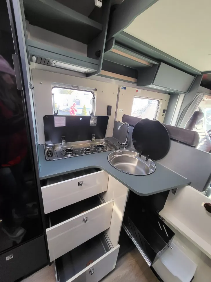 Fahrzeugbild Laika Kosmo L 319 #16