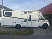 Fahrzeugbild Laika Kosmo L 409 #6