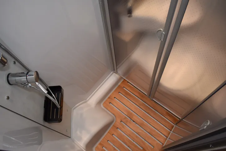 Fahrzeugbild Carado T 135 franz. Bett, 5,94m, E-Heizung #18