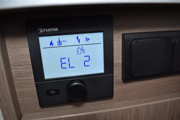 Fahrzeugbild Carado T 135 franz. Bett, 5,94m, E-Heizung #34