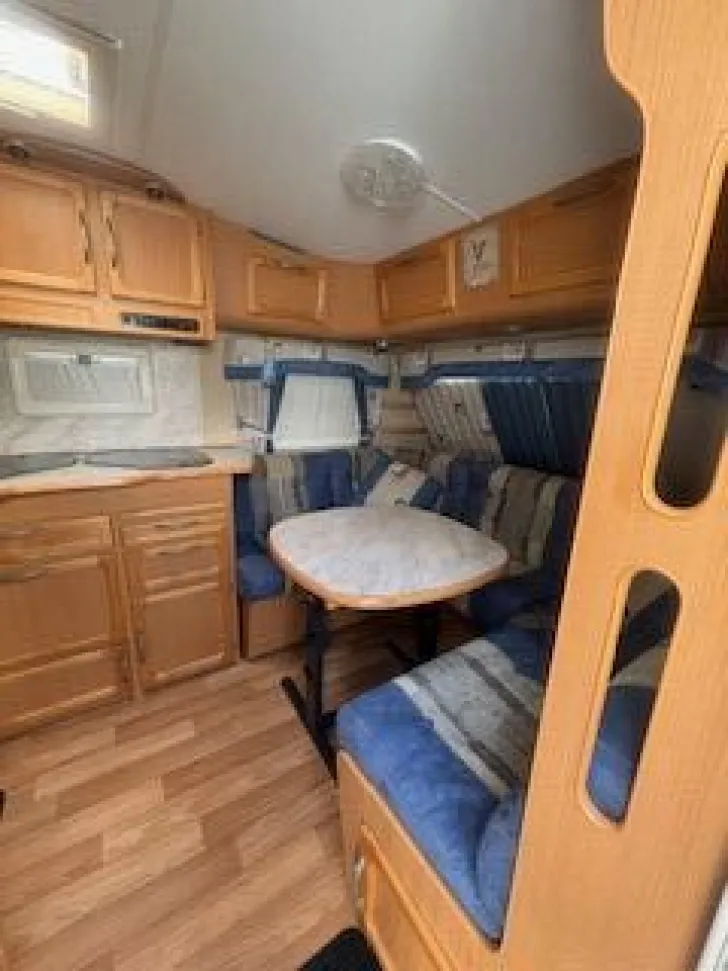 Fahrzeugbild Kabe Safir TDL #2