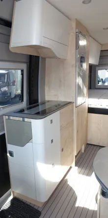 Fahrzeugbild Clever SELECT LINE Celebration 600 #21