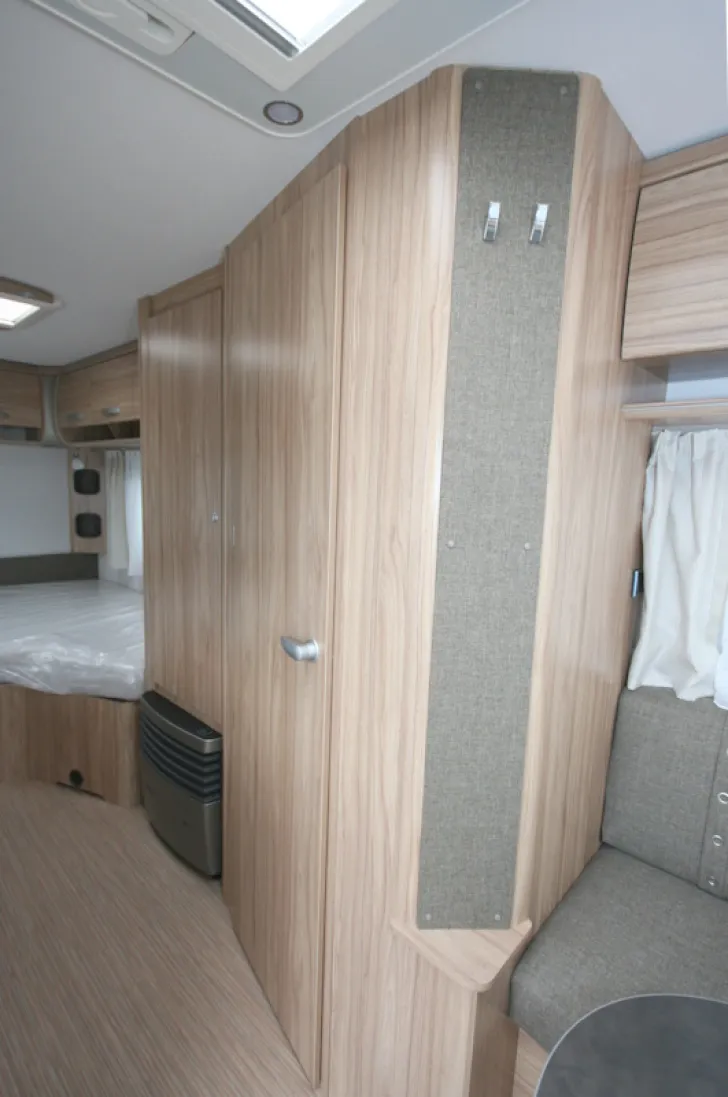 Fahrzeugbild Hymer Eriba Nova Light 442 #13