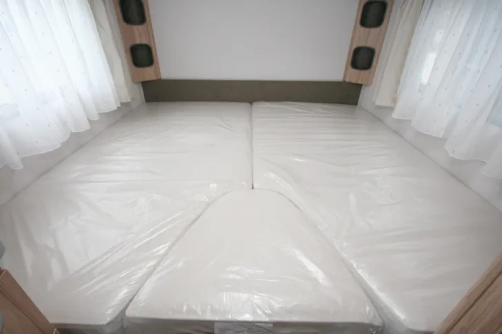 Fahrzeugbild Hymer Eriba Nova Light 442 #18