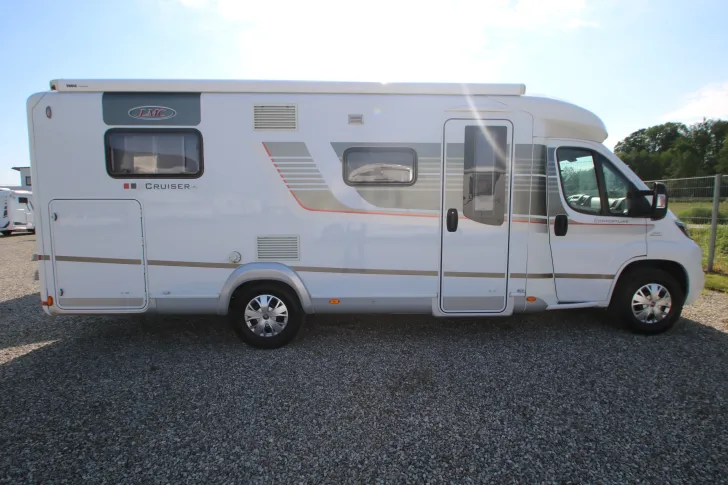 Fahrzeugbild LMC Cruiser T 681 G Comfortline #3