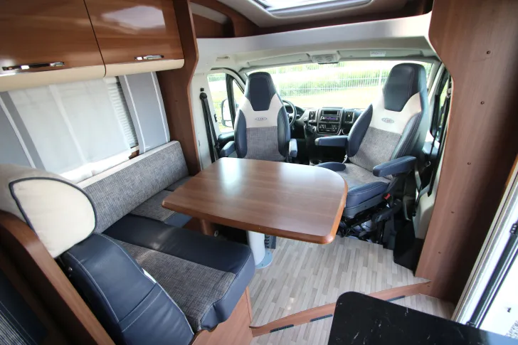 Fahrzeugbild LMC Cruiser T 681 G Comfortline #12