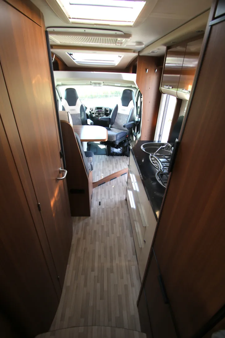 Fahrzeugbild LMC Cruiser T 681 G Comfortline #15
