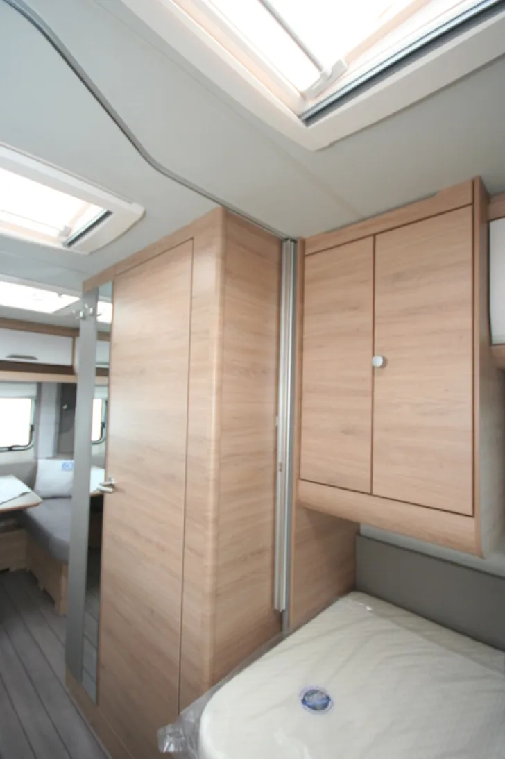 Fahrzeugbild Knaus Südwind 460 EU 60 Years #9