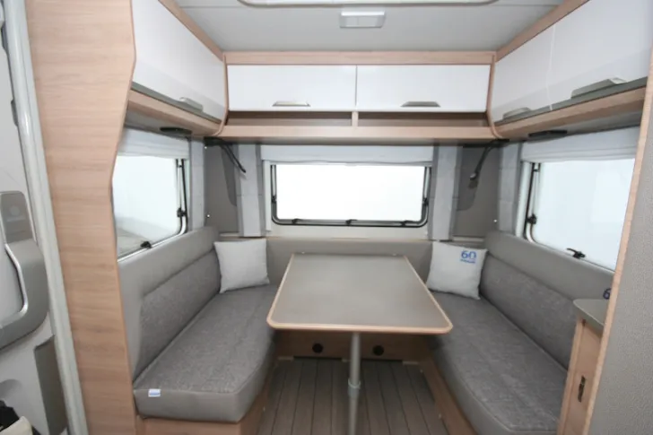 Fahrzeugbild Knaus Südwind 460 EU 60 Years #11