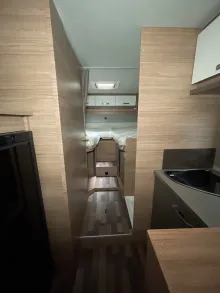 Sicht vorne-hinten Weinsberg CaraSuite 700 ME Lager Abverkauf