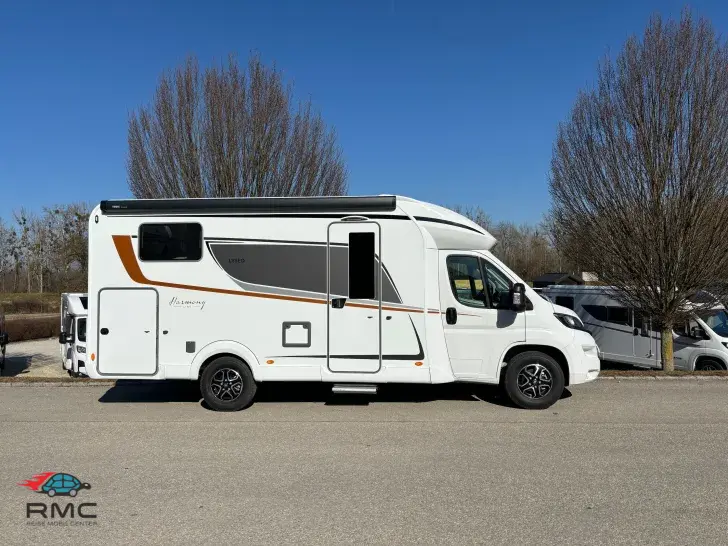 Fahrzeugbild Bürstner Lyseo Time Skyline Edition 690 G #1