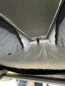 Weitere Betten Adria Twin 640 SGX 60 Years mit Aufstelldach und Automatik