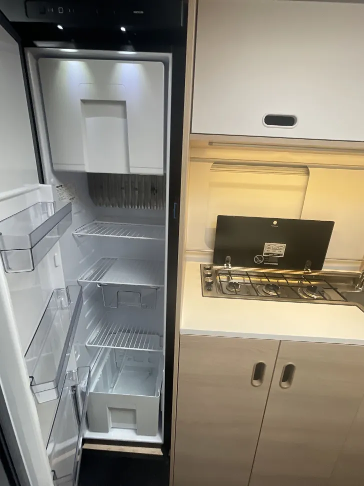 Fahrzeugbild Adria Aviva 472 PK mit Stockbetten #24