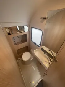 Fahrzeugbild Adria Aviva 472 PK mit Stockbetten #26